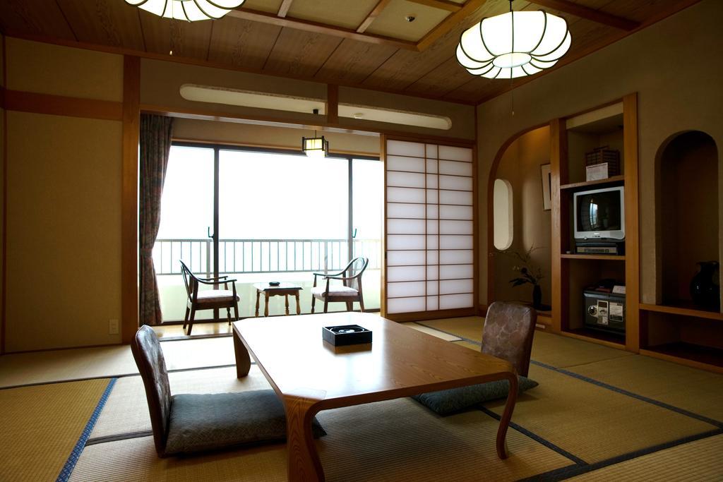 Hotel Katsuura Gyoen Nachikatsuura Zewnętrze zdjęcie