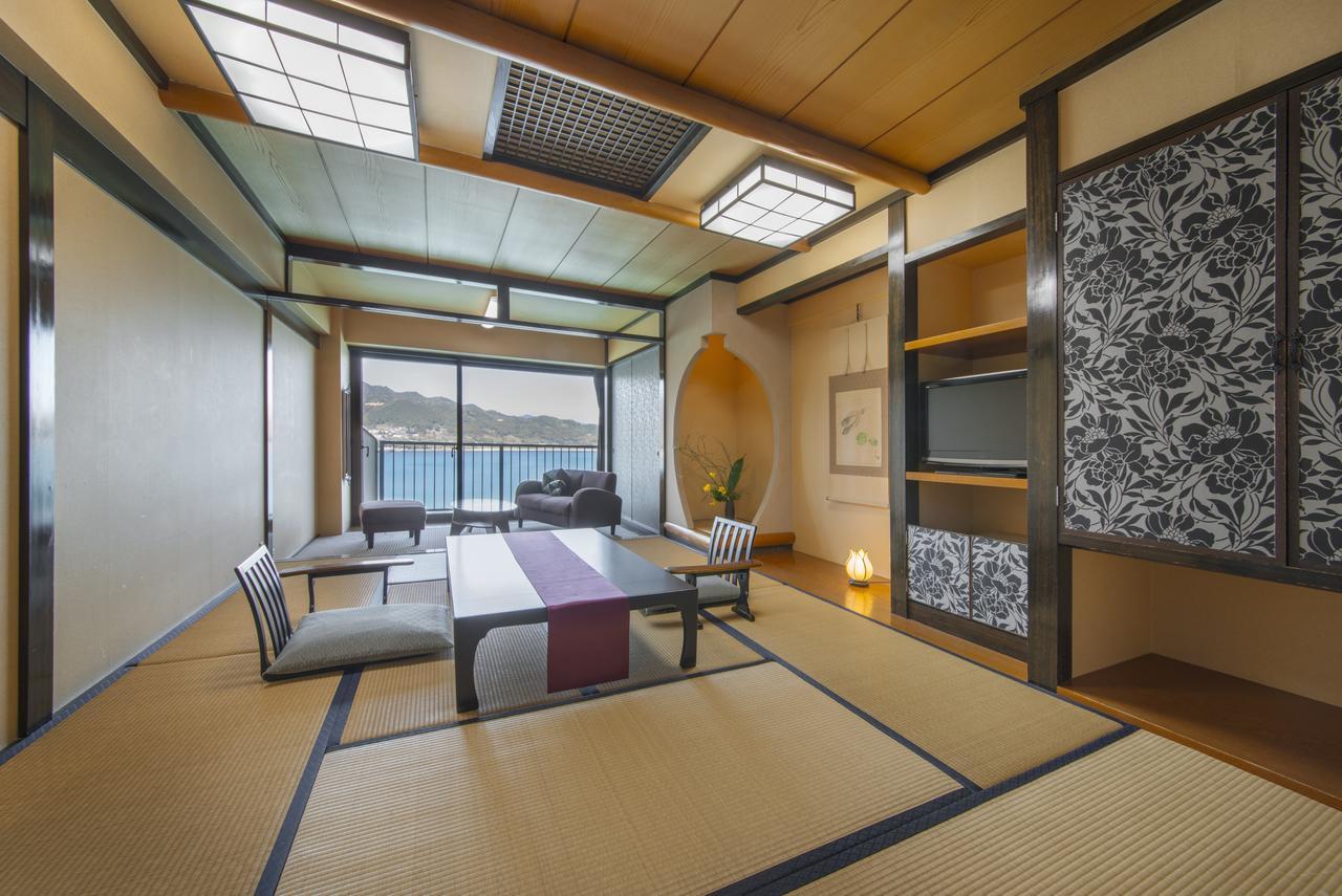 Hotel Katsuura Gyoen Nachikatsuura Zewnętrze zdjęcie